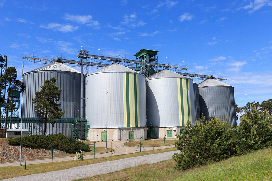 -Biofuel-Factory-Storage-Tanks-